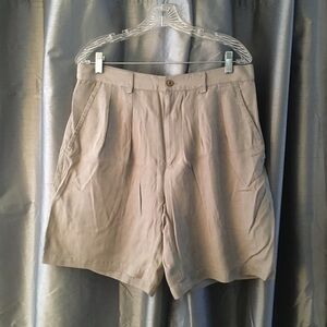 Tommy Bahama Men’s shorts, gray, size 34
